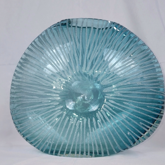 Unique blue asymmetrical sunburst vase - Picture 6 of 9